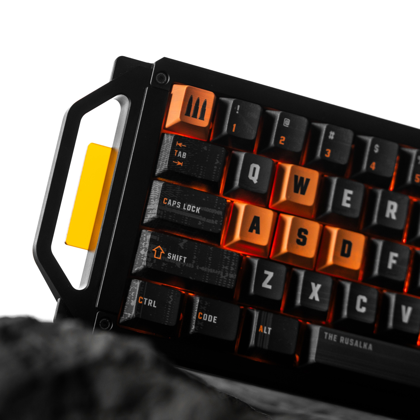 مبيعات غاضبة Miao MECHA 65 لوح - مراجعة Aluminum Case 65 وسعره