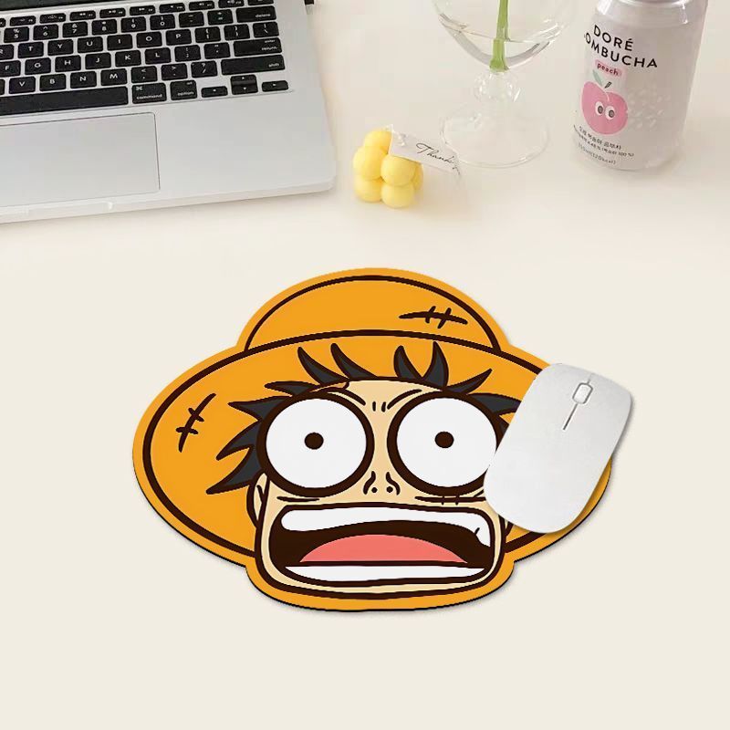 لوحة ماوس ون بيس لوفي، سجادة ص - مراجعة Gaming Keyboard And Mouse Pad وسعره